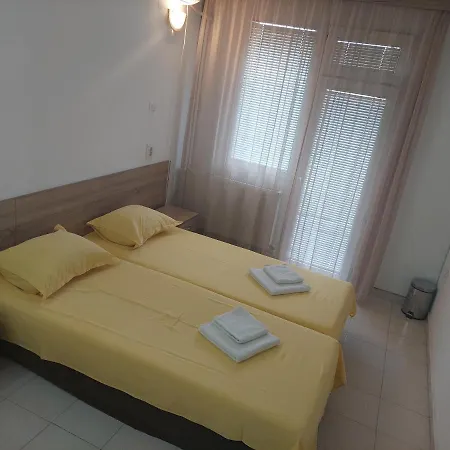 Hotel Montana فندق مونتانا