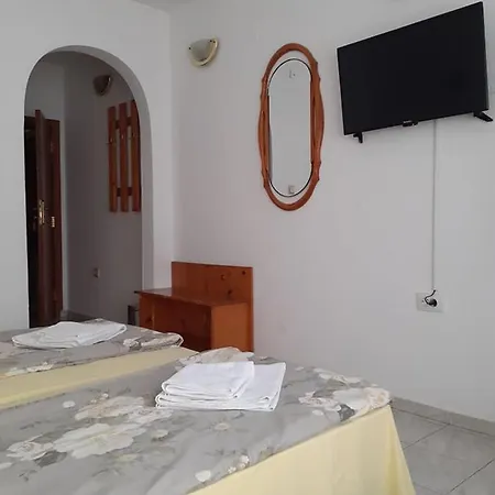 فندق Hotel Montana مونتانا