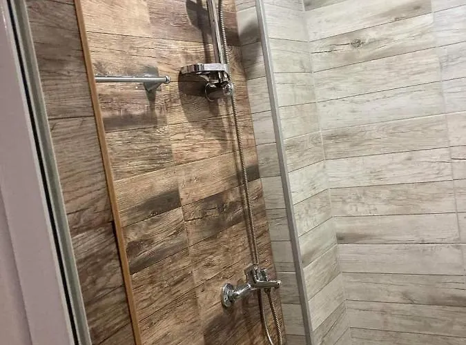 Hotel Montana מלון 3*